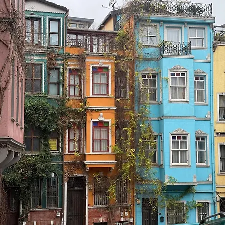 Stunning Private House In Balat *